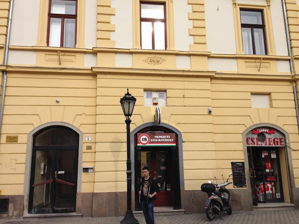 Széchenyi Apartman Eger Exterior foto
